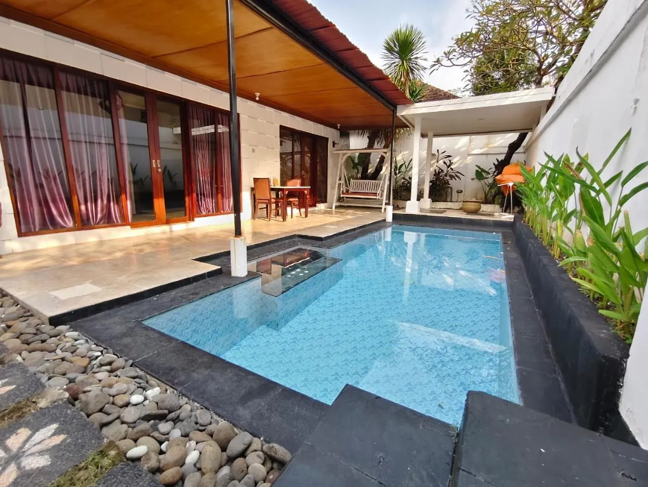 One Bed Room Classic Villa Kuta