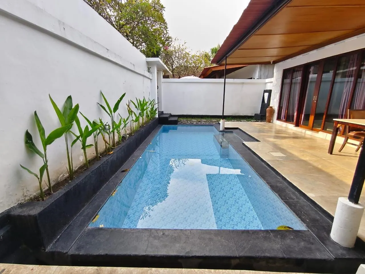 One Bed Room Classic Villa Kuta